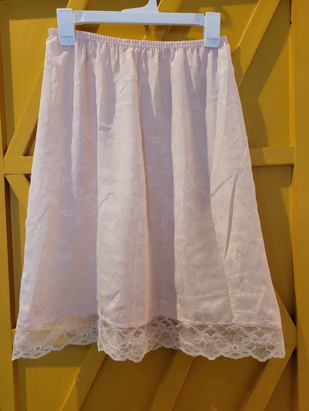 Vintage Applause Light Pink Lace Hem Half Slip